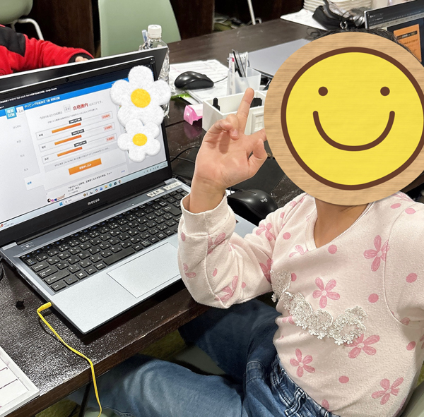 タイピング技能検定1級の模擬試験に挑戦した放課後等デイサービスの児童